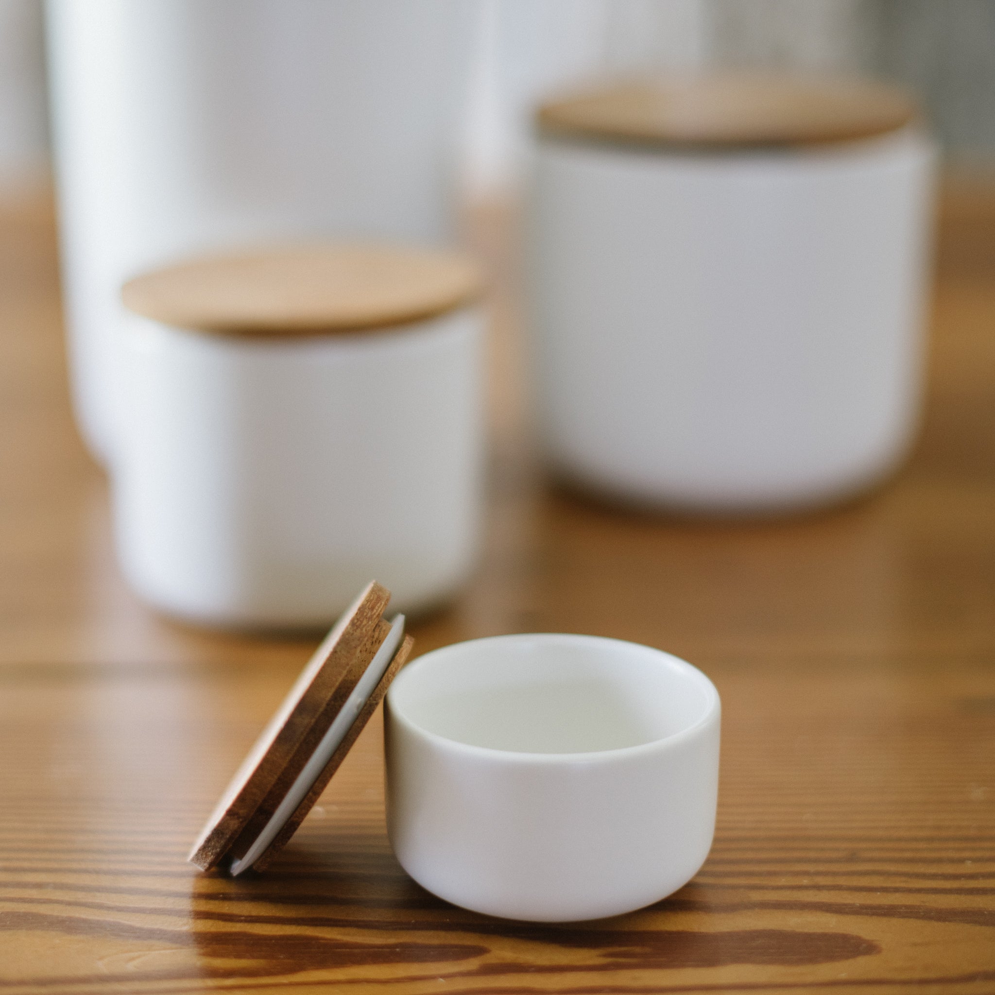 Stoneware Container with Acacia Lid